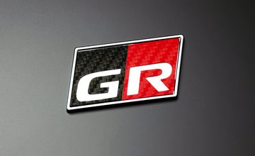 GRプレート・カーボン(A)　G/ブラック ・ R/レッド　※販売停止中