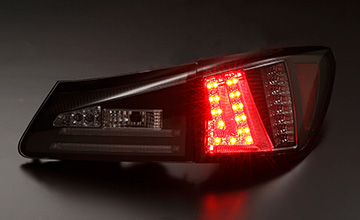 REVIER(レヴィーア) レクサスIS LEDテール|ブレーキランプ点灯