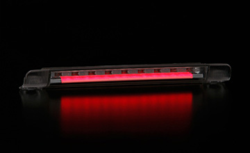 REVIER(レヴィーア) プリウス LEDハイマウントストップランプVer.4|ライトバー点灯イメージ
