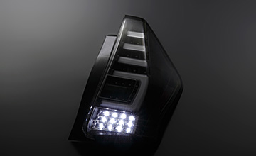 REVIER(レヴィーア) プリウスα LEDテール・シーケンシャルウインカータイプ(5)|バックランプ点灯
