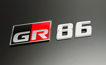 Grazio(グラージオ) GR86 ブラック・ホワイトエンブレム|マットホワイト