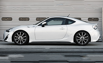 TRD トヨタ86 サイドステップ
