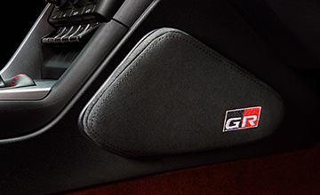GR86用GRニーパッド TRD