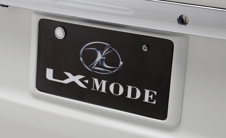 LX-MODE(LXモード)　アルファード リアライセンスフレーム