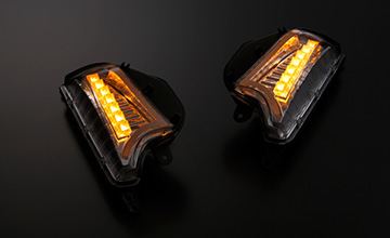 REVIER(レヴィーア) アクア LEDフロントウインカー(4)|ウインカー点灯