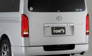 ハイエースTOM'S(トムス) 全点灯イメージ