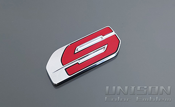 200 ハイエース ダークプライム『S』エンブレム 200 ハイエース ダークプライム『S』エンブレム