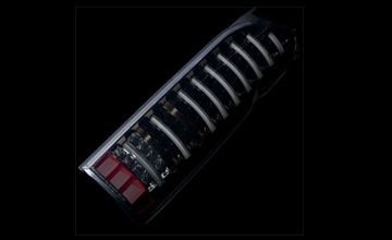 VALENTI(ヴァレンティ) ハイエース LEDテール・シーケンシャルウインカータイプ|ライトスモーク/ブラッククローム