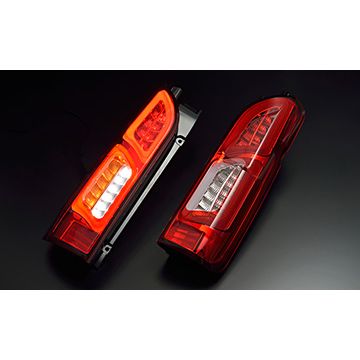 200 ハイエース　LEDテール・チューブフルLEDテール