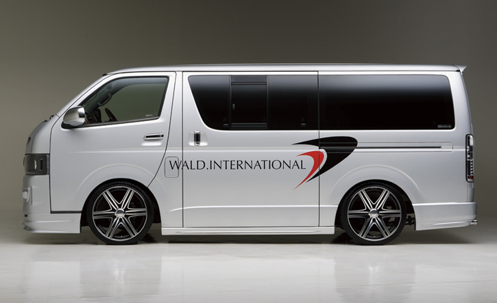 Wald ヴァルド 0系 ハイエース サイドステップ Model1 2 Executive Line エアロパーツ Hiace 通販サイトauto Acp Wald ヴァルド 0系 ハイエース サイドステップ Model1 2 Executive Line エアロパーツ Hiace 通販サイトauto Acp