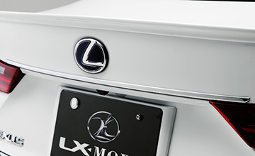 LX-MODE(LXモード) E30系レクサスIS用メッキリアガーニッシュ