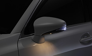 レクサスIS LEDウインカーミラー・流星シーケンシャルウインカー|純正フットランプ同時点灯イメージ