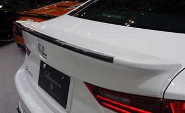 ROWEN(ロェン) E30系レクサスIS用トランクスポイラー