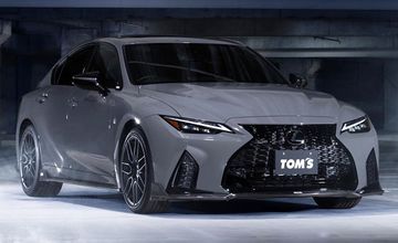 TOM'S(トムス)　レクサスIS エアロパーツ