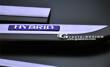 Grazio(グラージオ)　F40 レクサスLS600h 中期　オパールクロームサイドドアモール