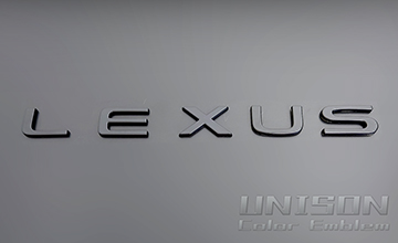 レクサスNXUNISON-純正エンブレム改 イメージ画像
