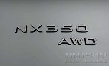 レクサスNXUNISON-純正エンブレム改 イメージ画像