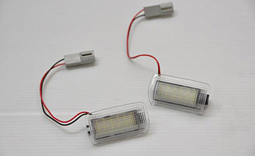 REVIER(レヴィーア) マークX LEDカーテシランプ REVIER(レヴィーア) マークX LEDカーテシランプ