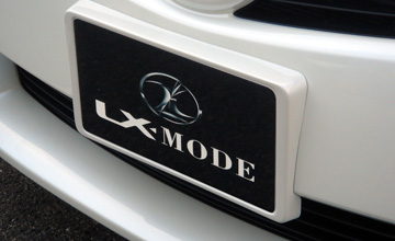 30系前期プリウス　エアロパーツ・ライセンスプレートベース　LX-MODE(LXモード)/エアロ(1)