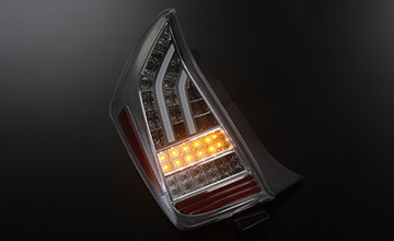 REVIER(レヴィーア) プリウス LEDテール・シーケンシャルウインカータイプ|ウインカー点灯(2タイプ切り替え式)