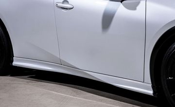 TOM'S(トムス)　60 プリウス　エアロ サイドステップ