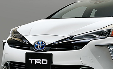 TRD プリウス フロントバンパーガーニッシュ