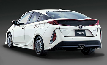 TRD プリウス ルーフガーニッシュ