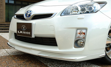 LX-MODE(LXモード) 30系前期プリウス用ライセンスプレートベース