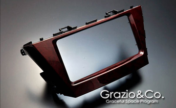 Grazio(グラージオ) 40系前期プリウスα用モニターフレーム