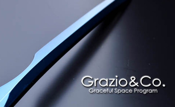 Grazio(グラージオ) プリウスα リヤガーニッシュ オパール・シナジーブルー Grazio(グラージオ) プリウスα リヤガーニッシュ オパール・シナジーブルー