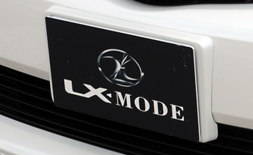 40系前期プリウスα　エアロパーツ・ライセンスプレートベース　LX-MODE(LXモード)/エアロ(1)