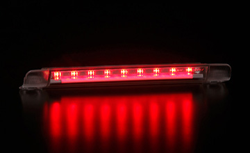 40系プリウスα　LEDパーツ・LEDハイマウントストップランプVer.4　REVIER(レヴィーア)/LED(1)