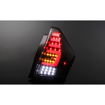 REVIER(レヴィーア)　プリウスα/40系　LEDテールVer.2（LED）(1)