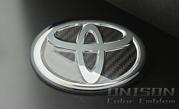 50 RAV4　GRエンブレム(Tマークエンブレム)ブラックカーボン