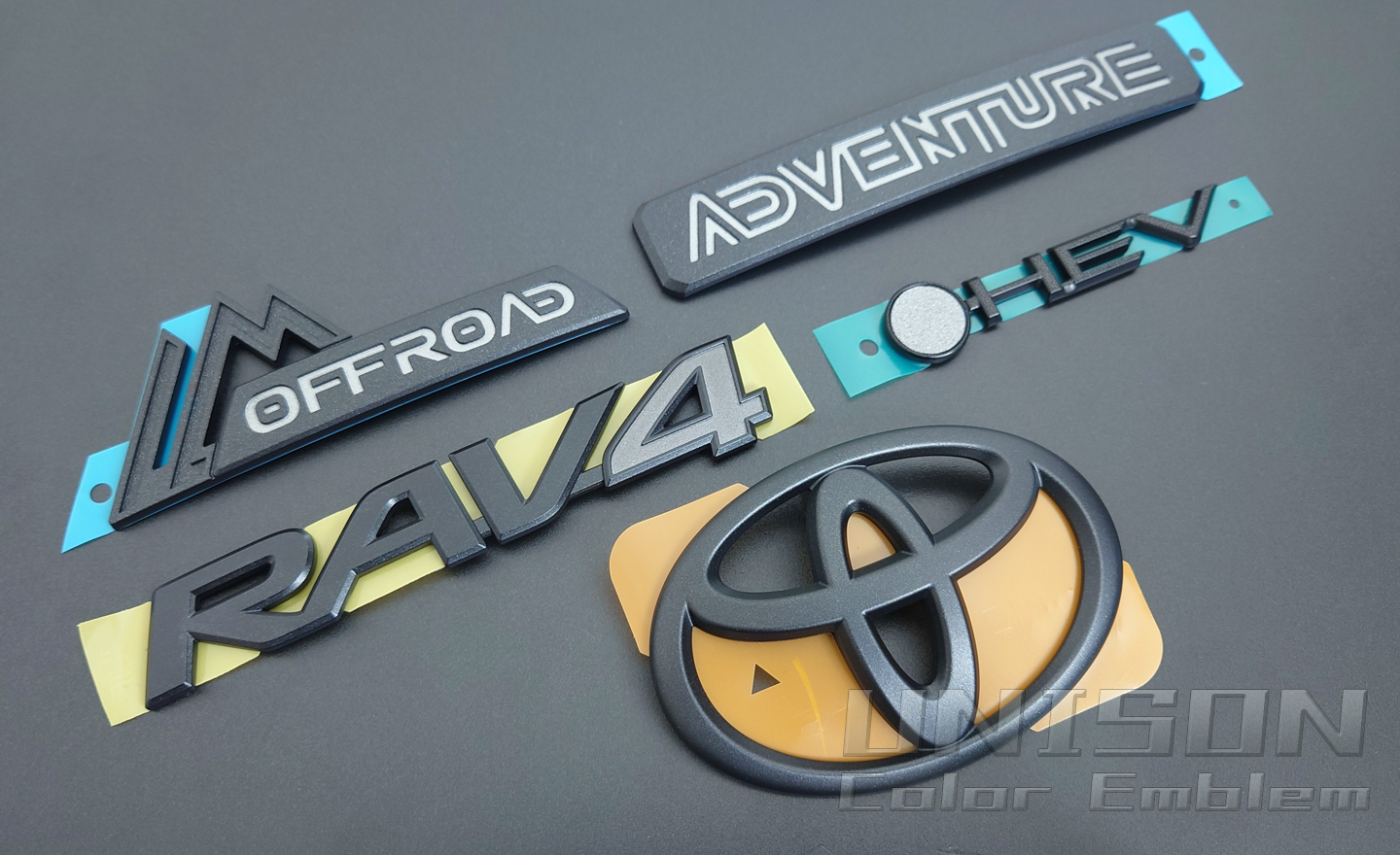 RAV4　エンブレム　ユニカラ