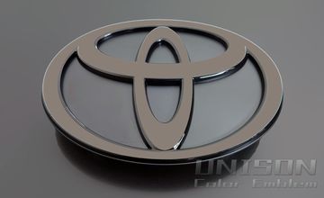 ヤリスクロス　アースカラーエンブレム