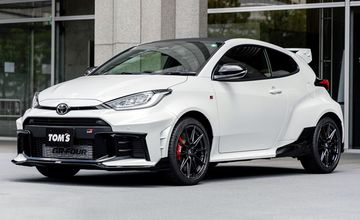 TOM'S(トムス)　ヤリス・ヤリスクロス・GRヤリス エアロパーツ
